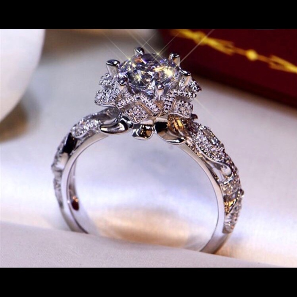 NEW White Sapphire & Sterling Silver Ring